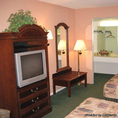Regency Inn Fayetteville/Fort Bragg Habitación foto