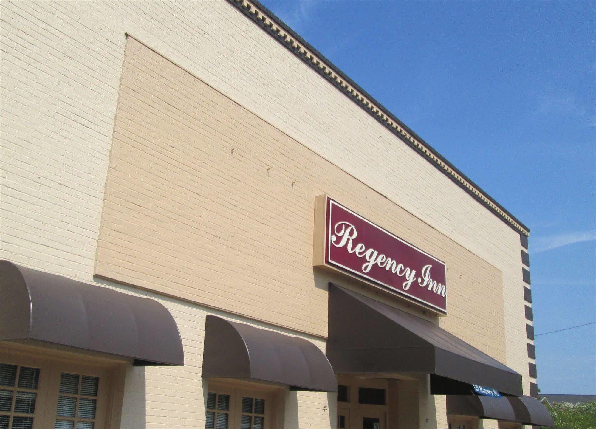 Regency Inn Fayetteville/Fort Bragg Exterior foto